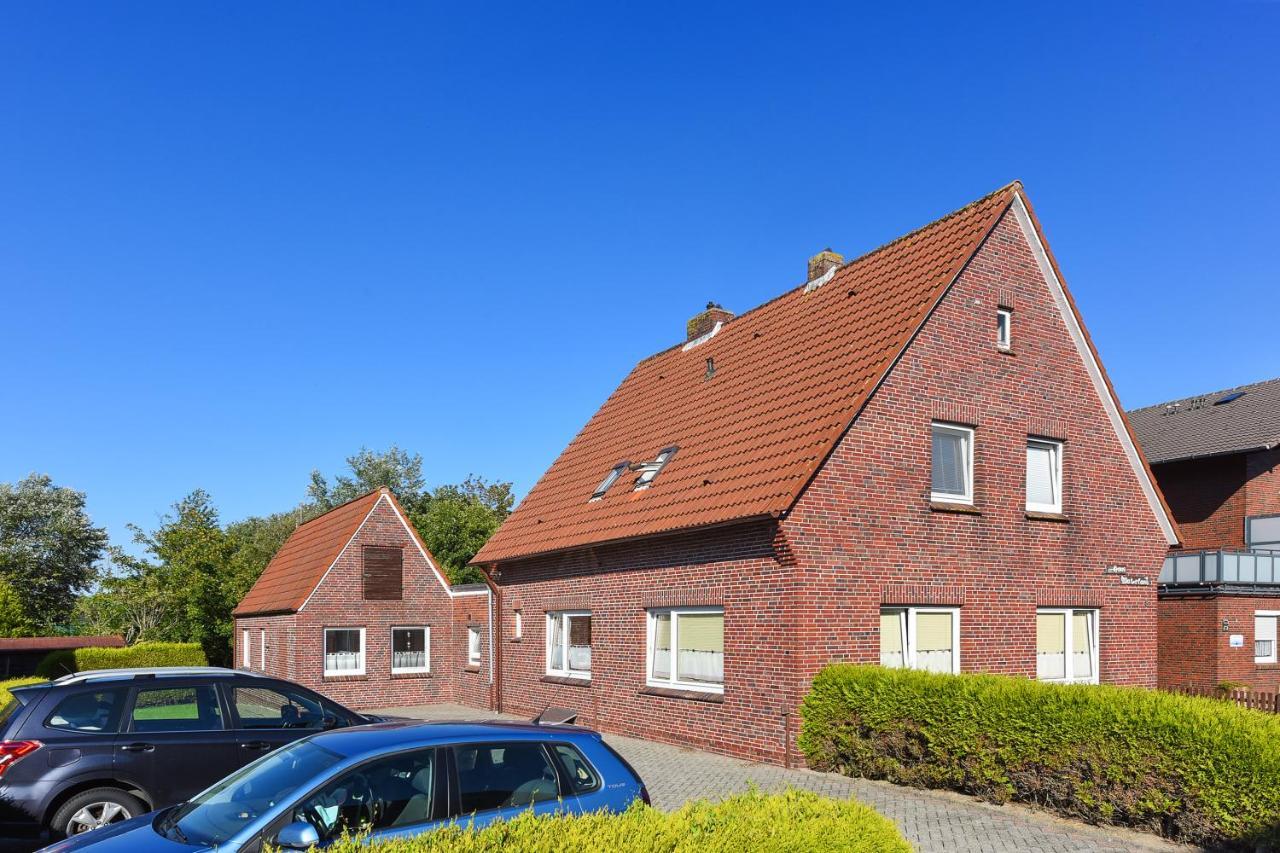 Ferienwohnungen Im Haus Waterkant Neuharlingersiel Buitenkant foto